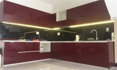 THI CÔNG TỦ BẾP ACRYLIC BÓNG GƯƠNG - CHỊ NHUNG - HÒA MỸ 6